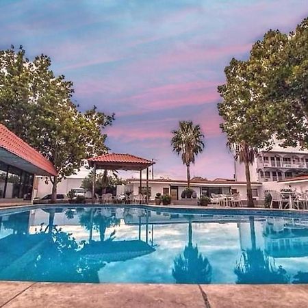 Hotel Posada Tierra Blanca Чіуауа Екстер'єр фото